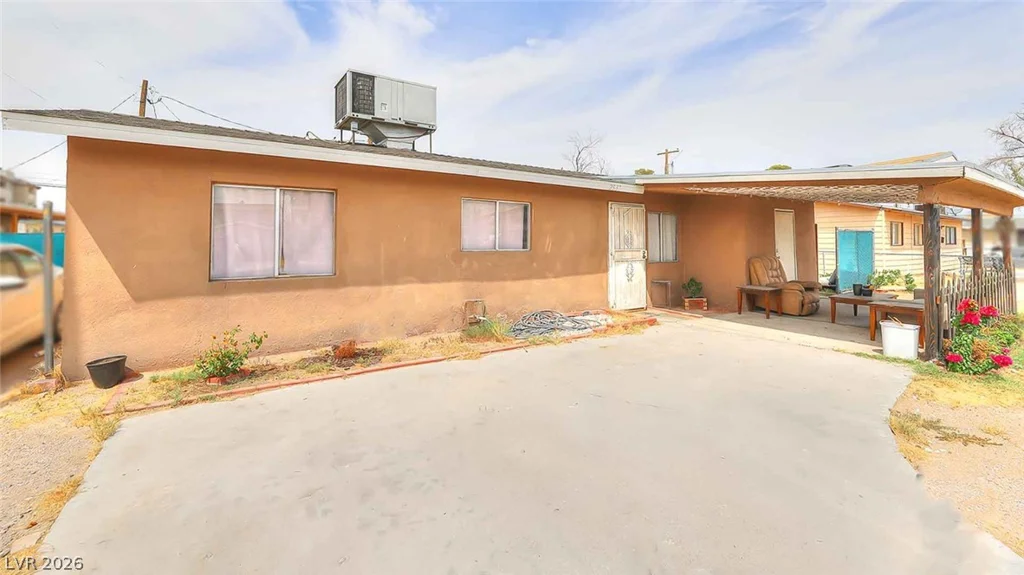 2537 Page, North Las Vegas, NV 89030
