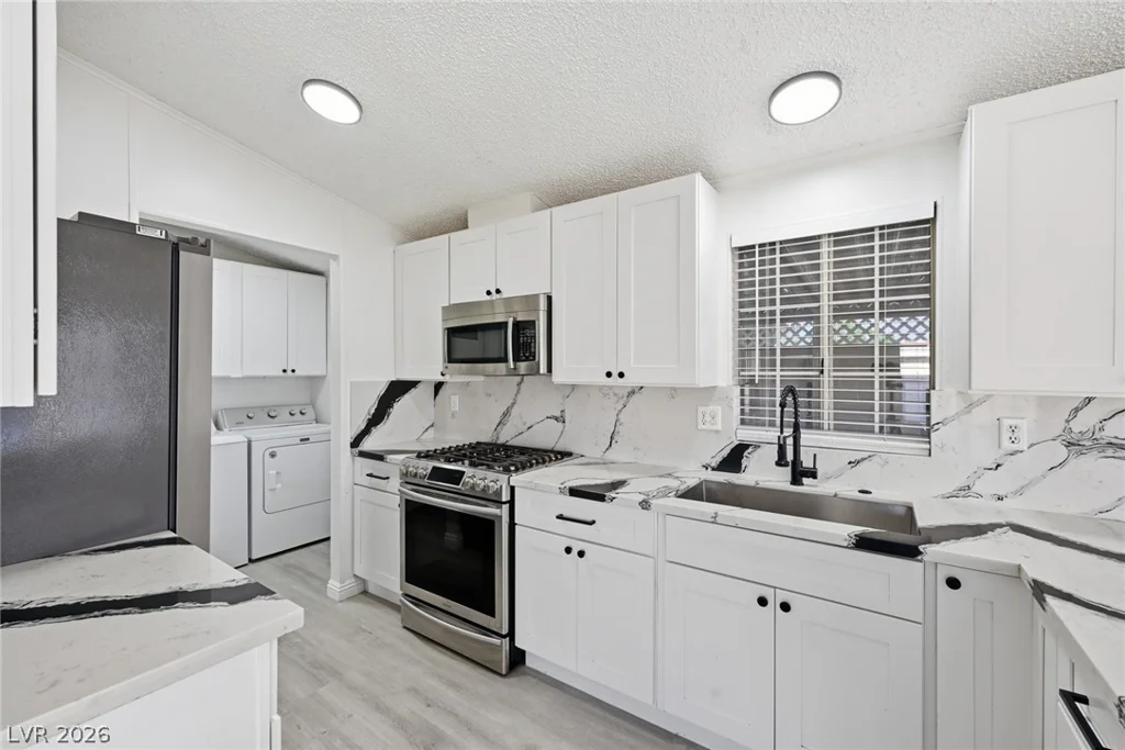 4683 Largo, Las Vegas, NV 89121