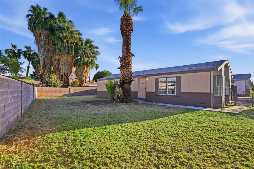 4683 Largo, Las Vegas, NV 89121