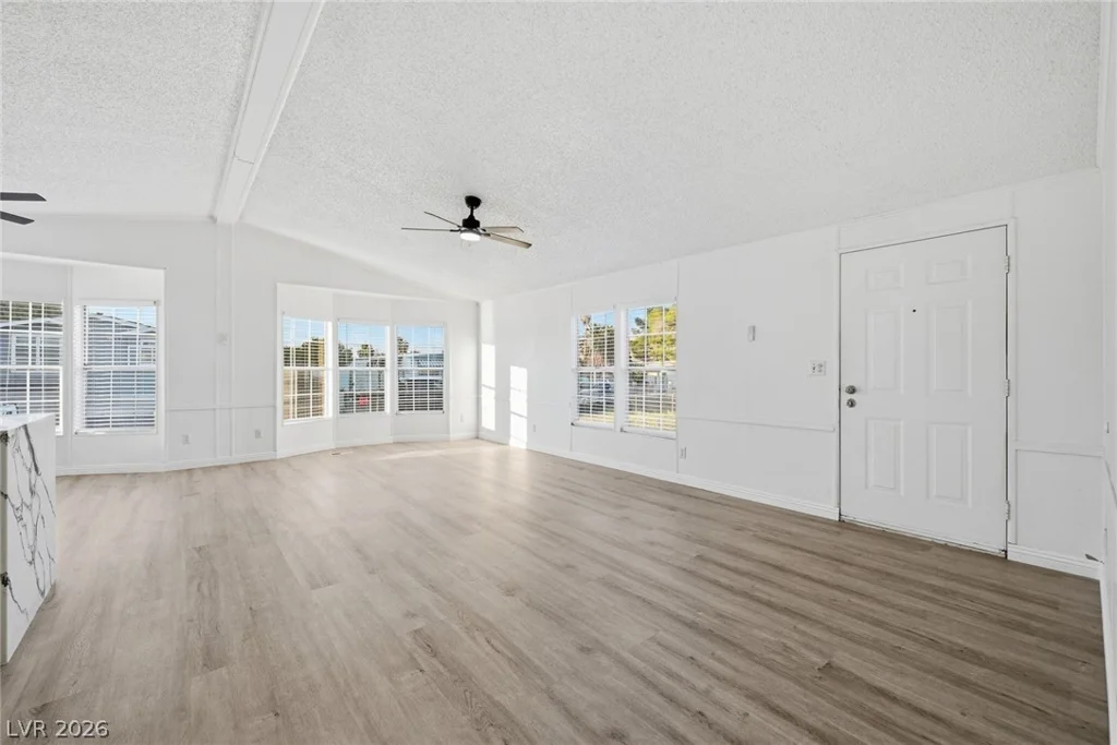 4683 Largo, Las Vegas, NV 89121