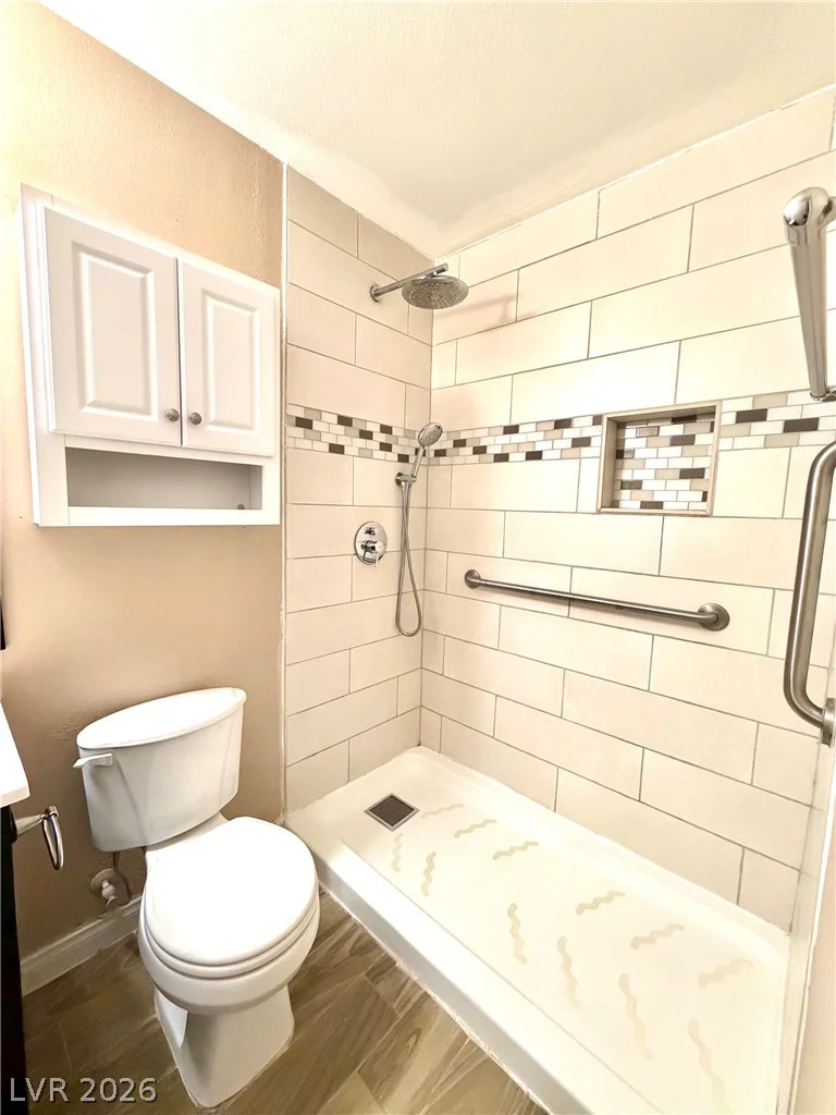 820 Tollbrook, Henderson, NV 89011