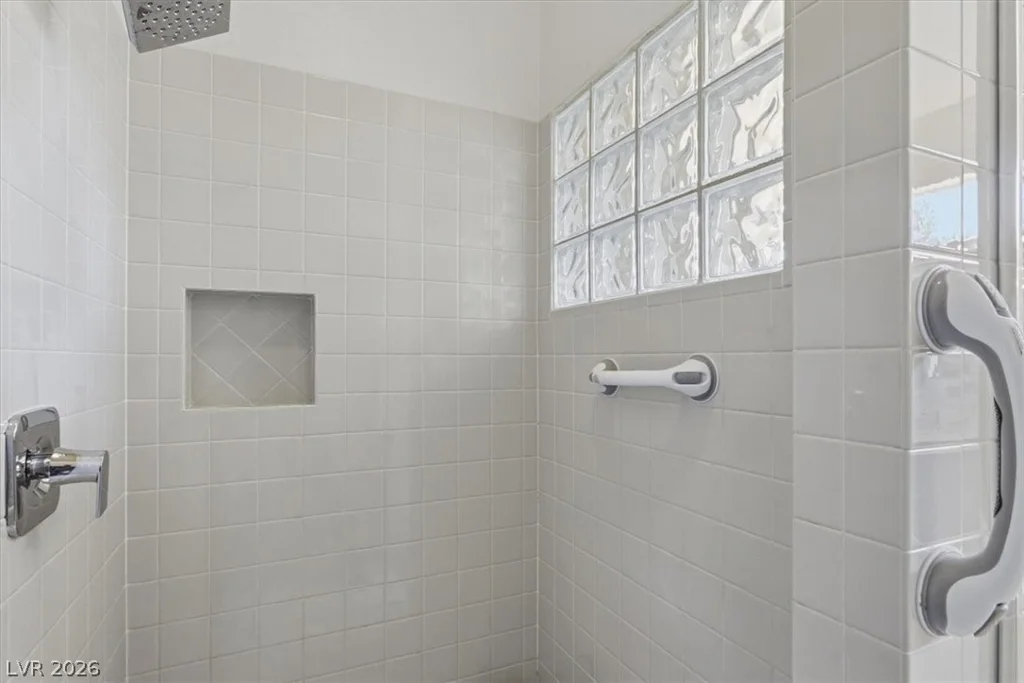 10470 Abbotsbury, Las Vegas, NV 89135