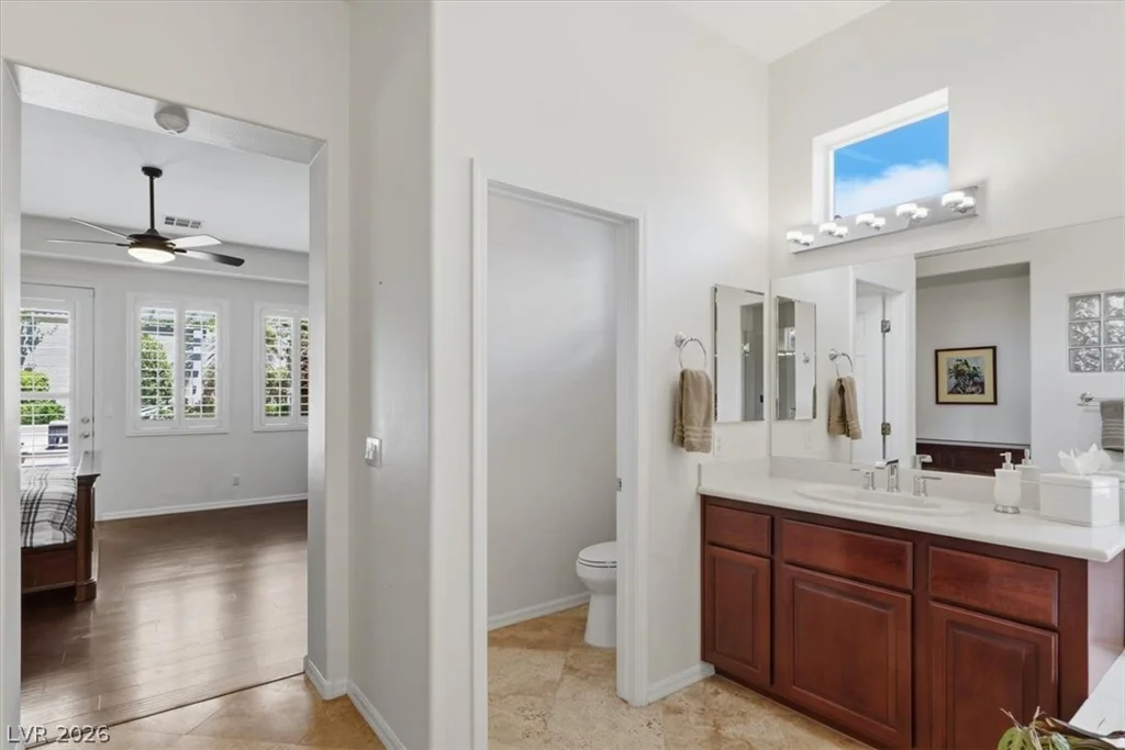 10470 Abbotsbury, Las Vegas, NV 89135