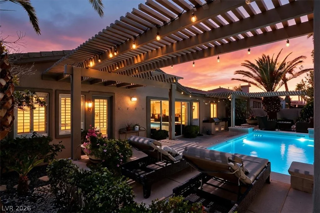 10470 Abbotsbury, Las Vegas, NV 89135
