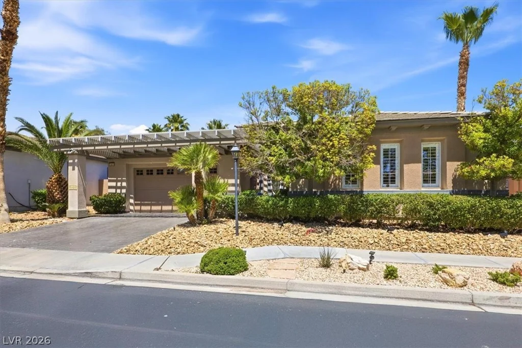 10470 Abbotsbury, Las Vegas, NV 89135