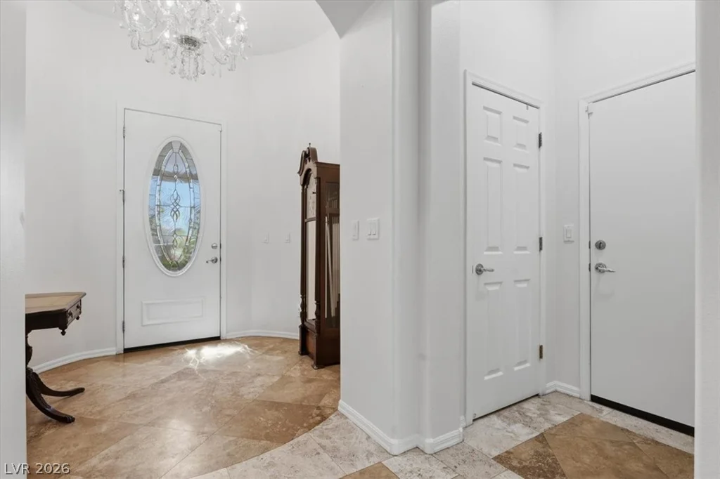 10470 Abbotsbury, Las Vegas, NV 89135