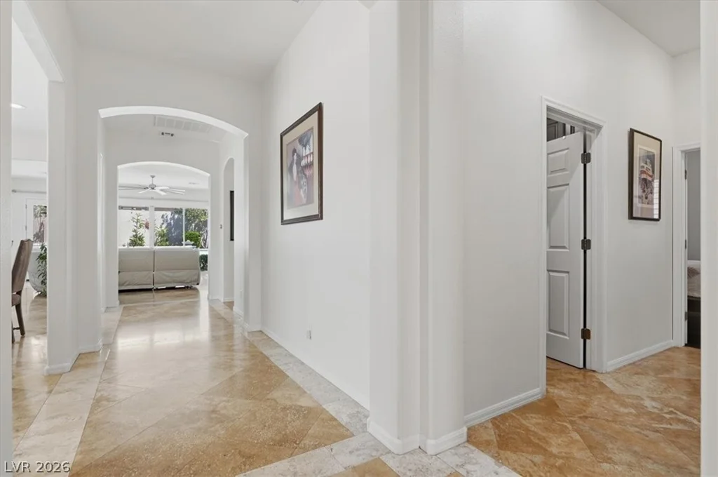 10470 Abbotsbury, Las Vegas, NV 89135