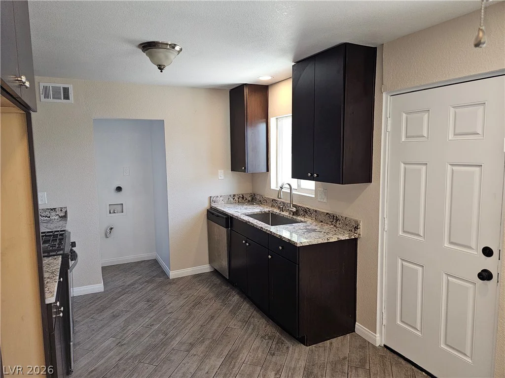 1074 King Richard, Las Vegas, NV 89119
