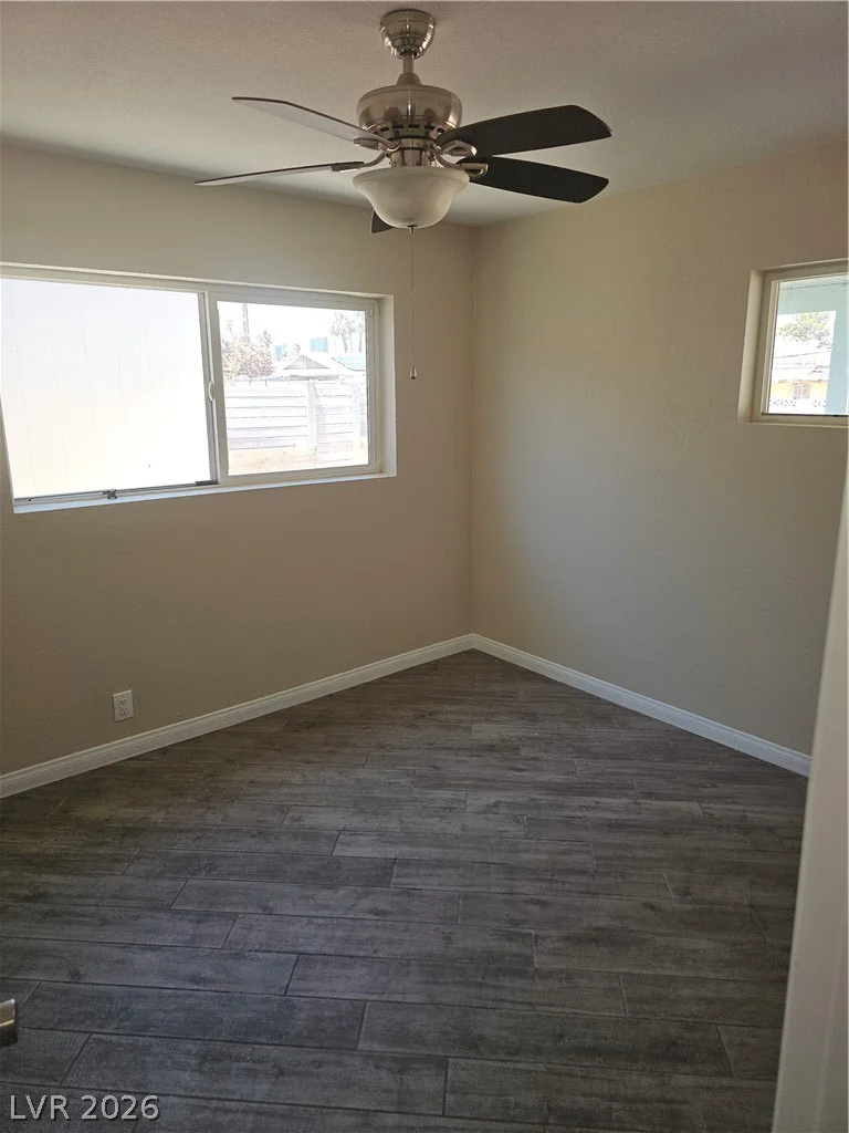 1074 King Richard, Las Vegas, NV 89119