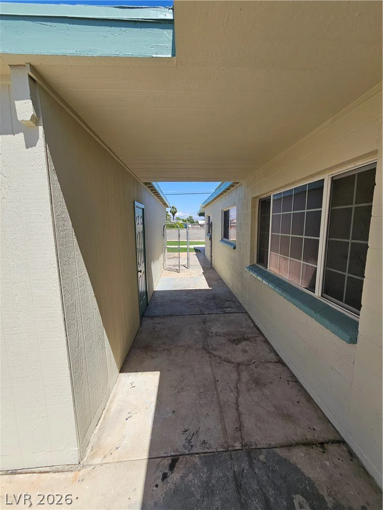 1074 King Richard, Las Vegas, NV 89119