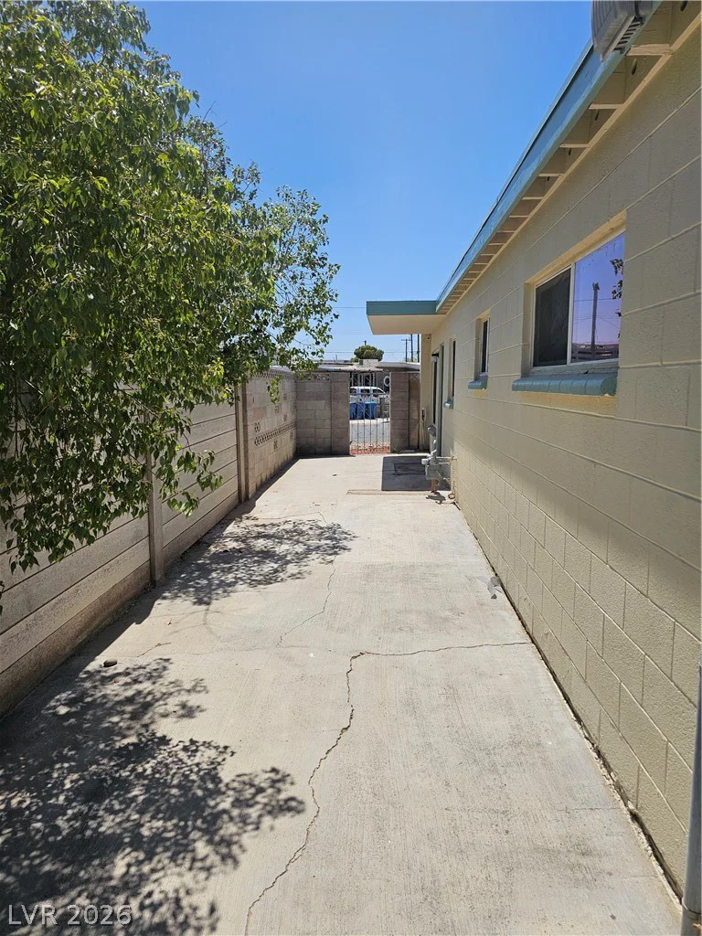 1074 King Richard, Las Vegas, NV 89119