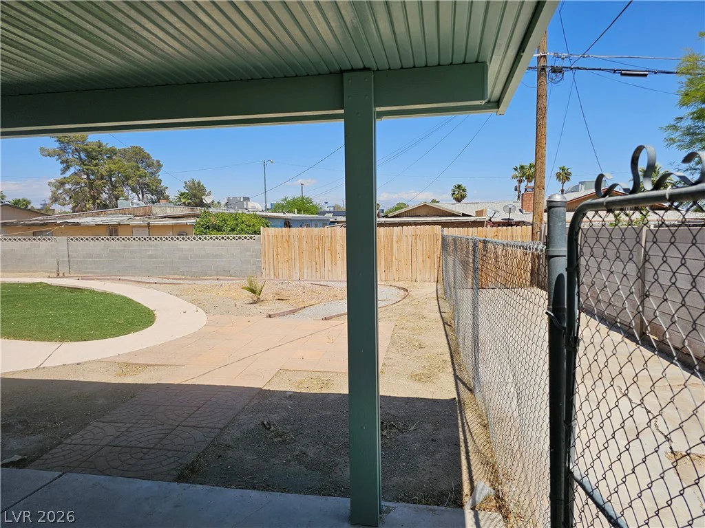 1074 King Richard, Las Vegas, NV 89119