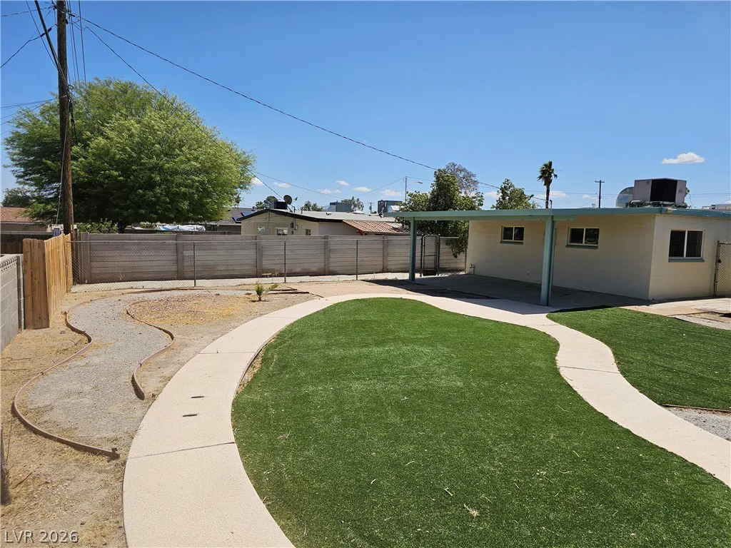 1074 King Richard, Las Vegas, NV 89119