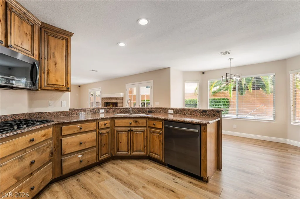 8216 Tivoli Cove, Las Vegas, NV 89128