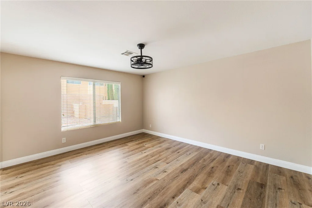 8216 Tivoli Cove, Las Vegas, NV 89128