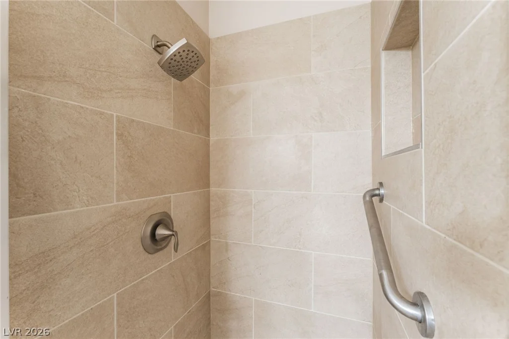 8216 Tivoli Cove, Las Vegas, NV 89128