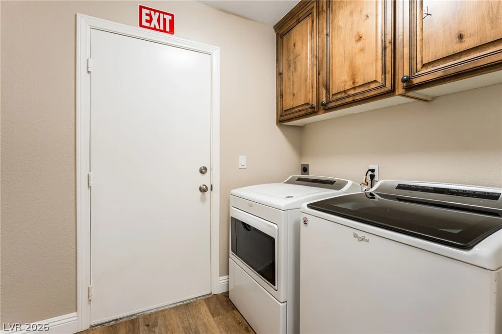 8216 Tivoli Cove, Las Vegas, NV 89128