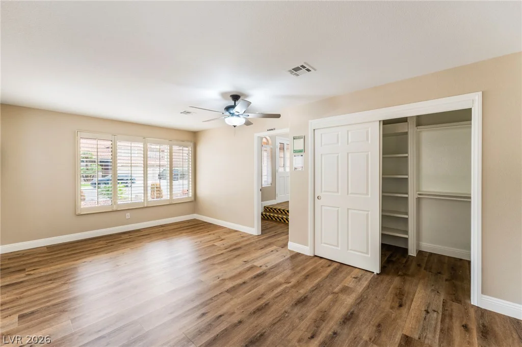 8216 Tivoli Cove, Las Vegas, NV 89128