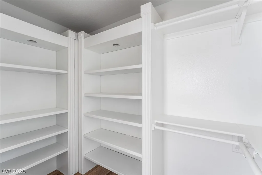 8216 Tivoli Cove, Las Vegas, NV 89128