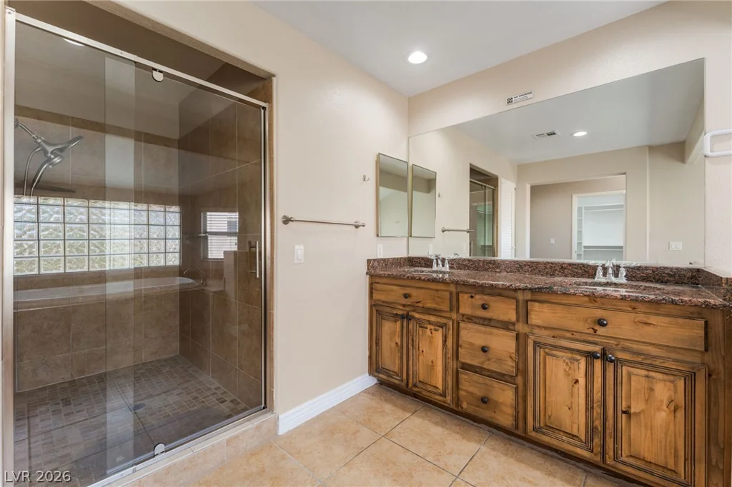 8216 Tivoli Cove, Las Vegas, NV 89128