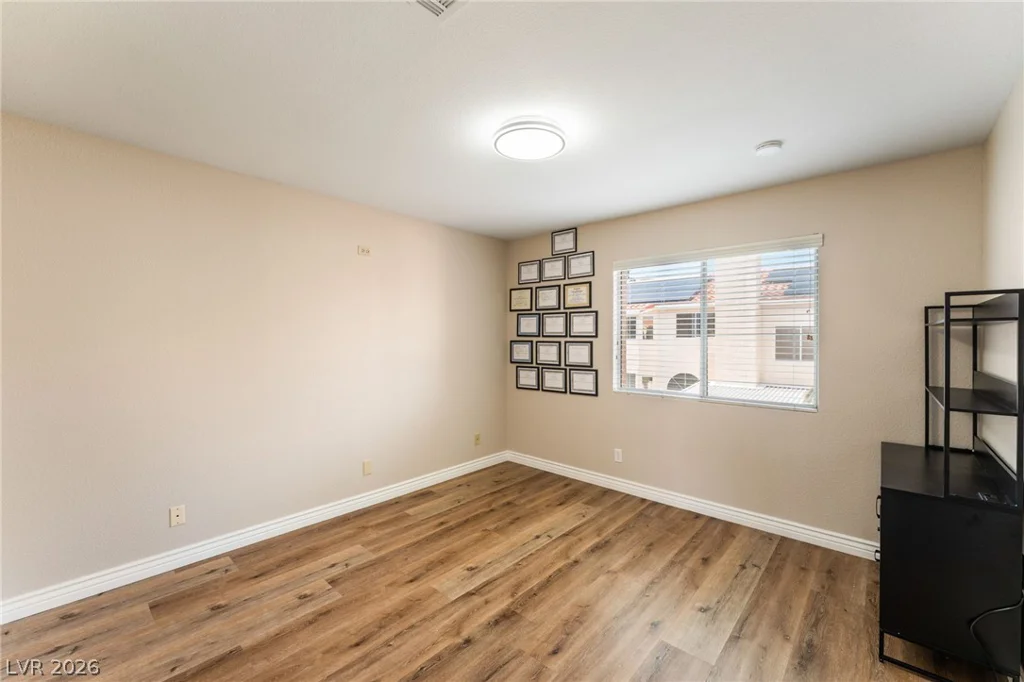 8216 Tivoli Cove, Las Vegas, NV 89128