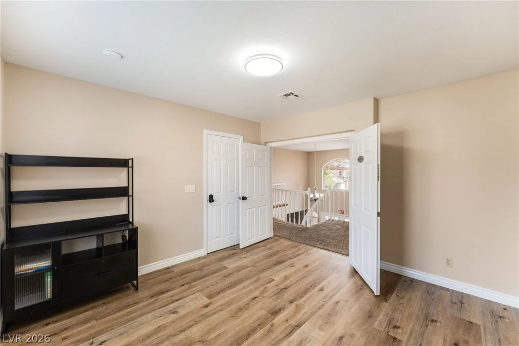 8216 Tivoli Cove, Las Vegas, NV 89128