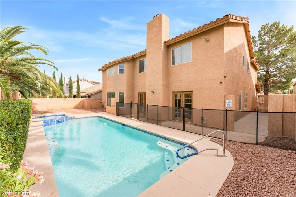 8216 Tivoli Cove, Las Vegas, NV 89128