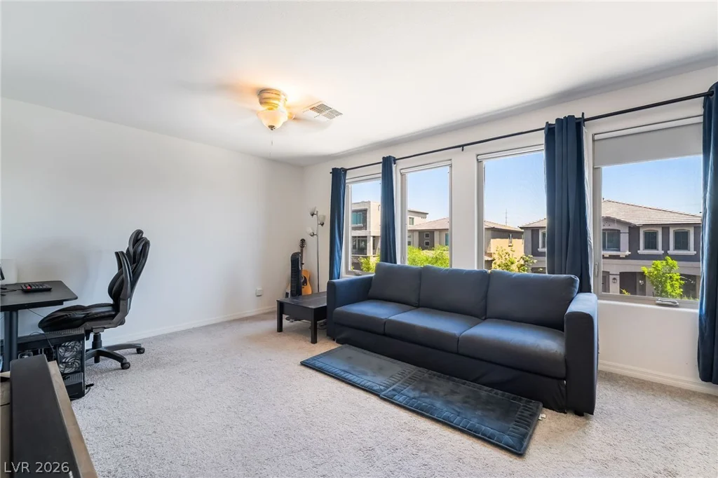8423 Hawks View, Las Vegas, NV 89113