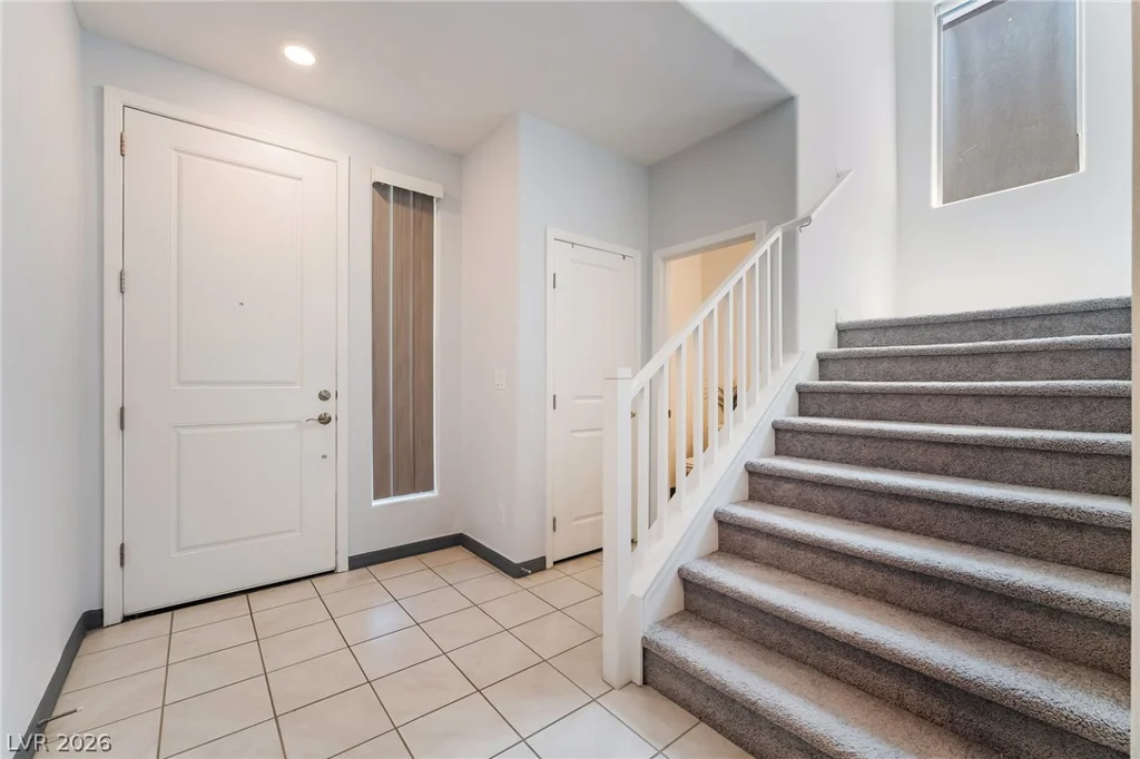 8423 Hawks View, Las Vegas, NV 89113