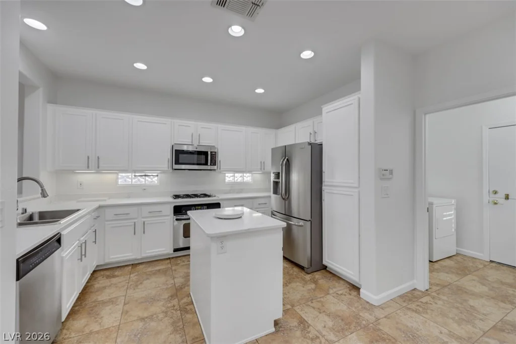 2772 White Sage, Henderson, NV 89052