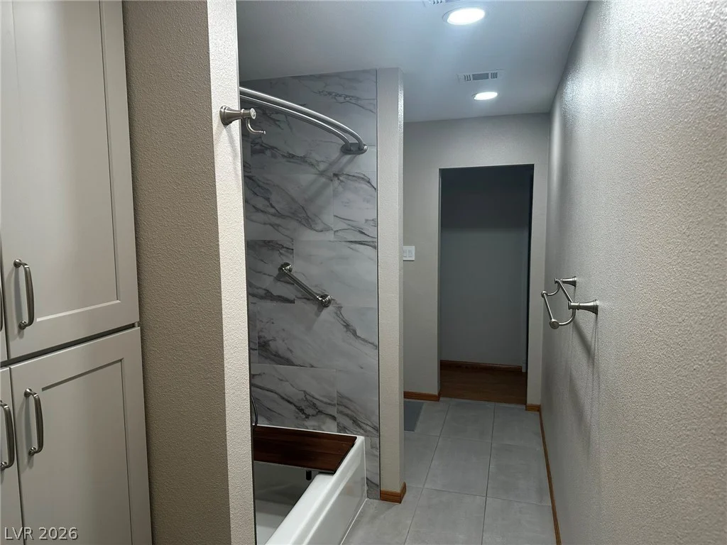 7213 Pinedale, Las Vegas, NV 89145