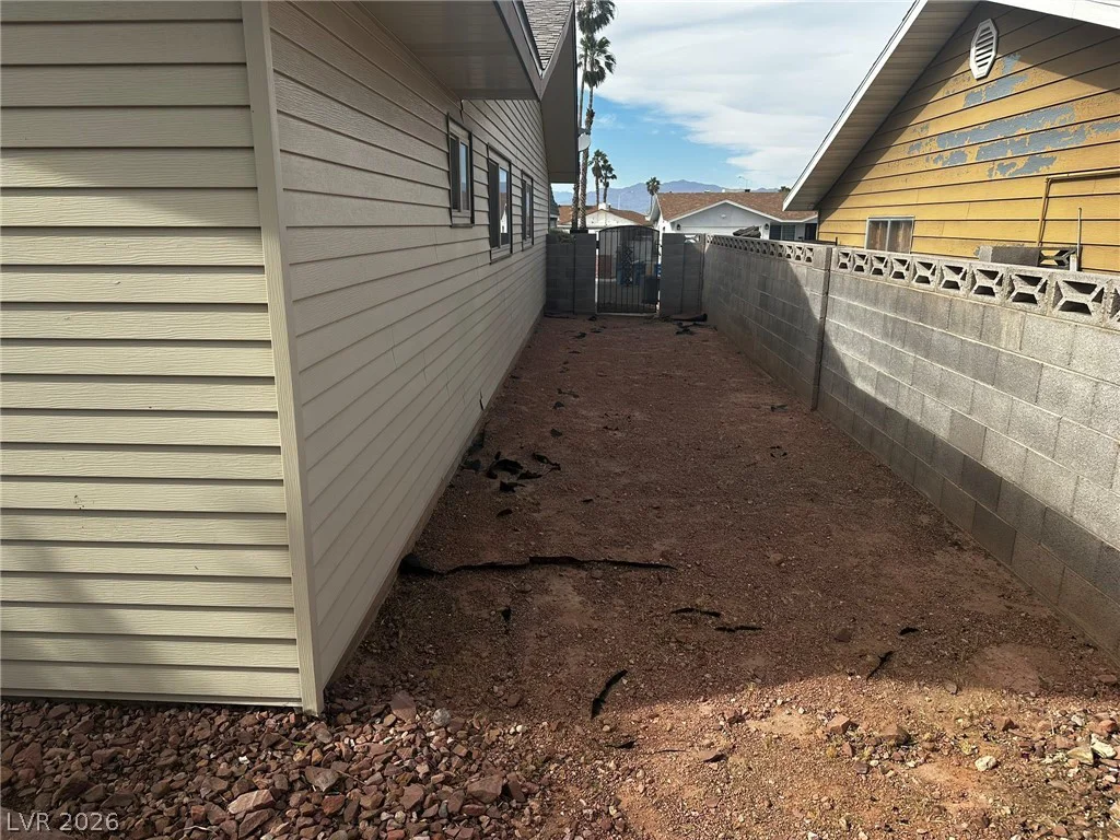 7213 Pinedale, Las Vegas, NV 89145