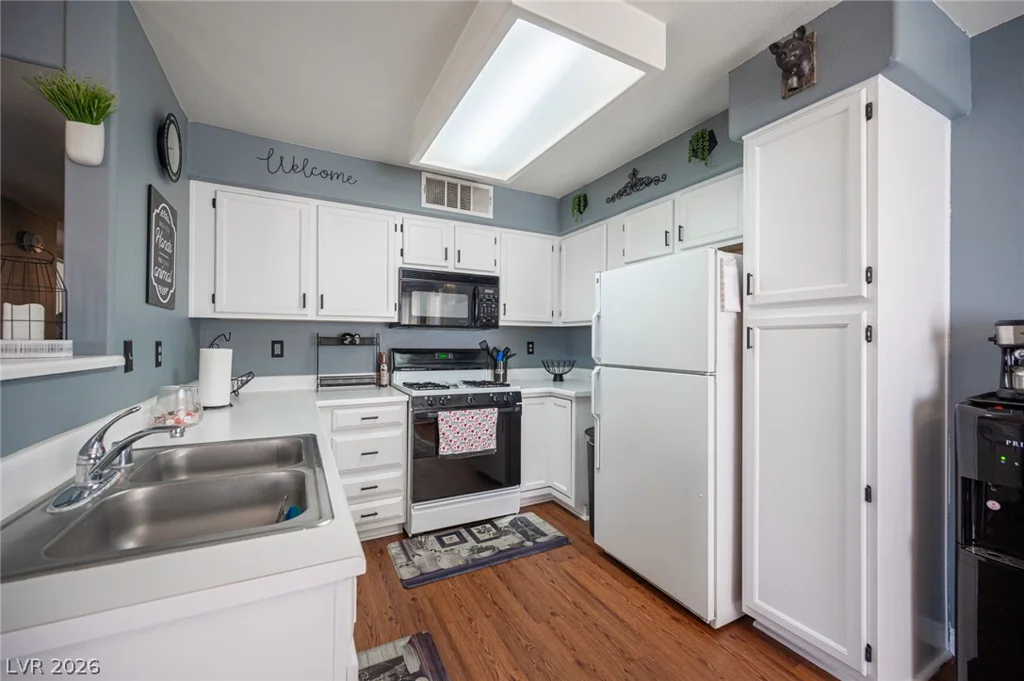 3425 Russell, Las Vegas, NV 89120