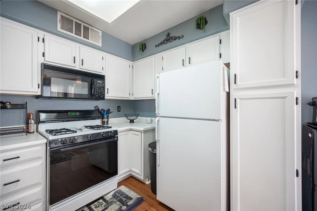 3425 Russell, Las Vegas, NV 89120