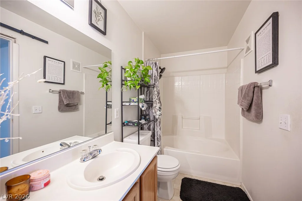 3425 Russell, Las Vegas, NV 89120