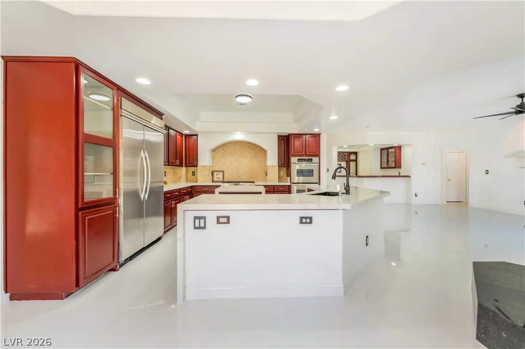 7526 Gossamer Wind, Las Vegas, NV 89139