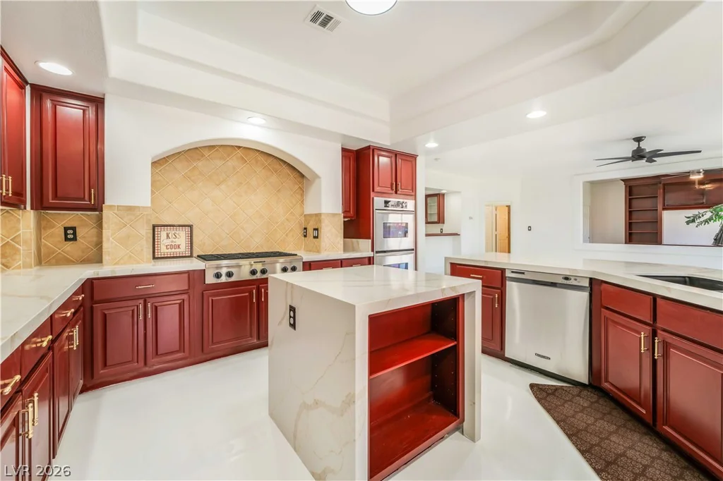 7526 Gossamer Wind, Las Vegas, NV 89139