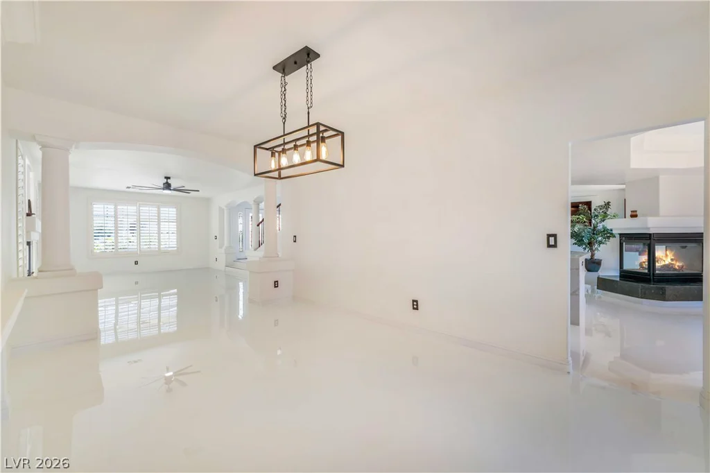 7526 Gossamer Wind, Las Vegas, NV 89139