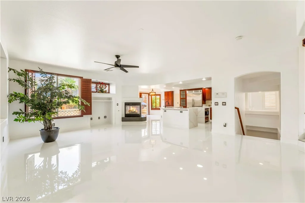 7526 Gossamer Wind, Las Vegas, NV 89139