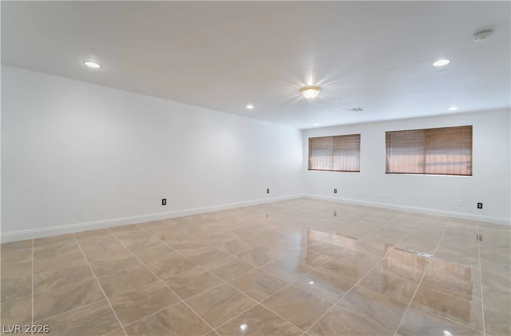 7526 Gossamer Wind, Las Vegas, NV 89139