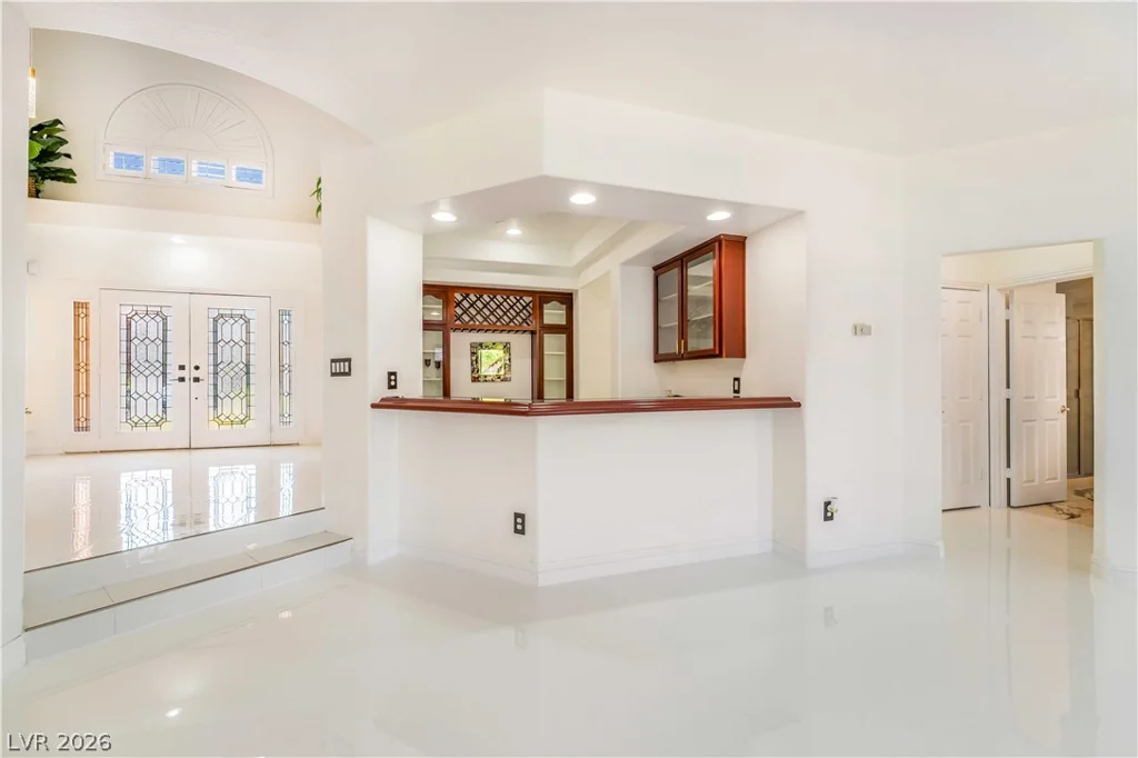 7526 Gossamer Wind, Las Vegas, NV 89139