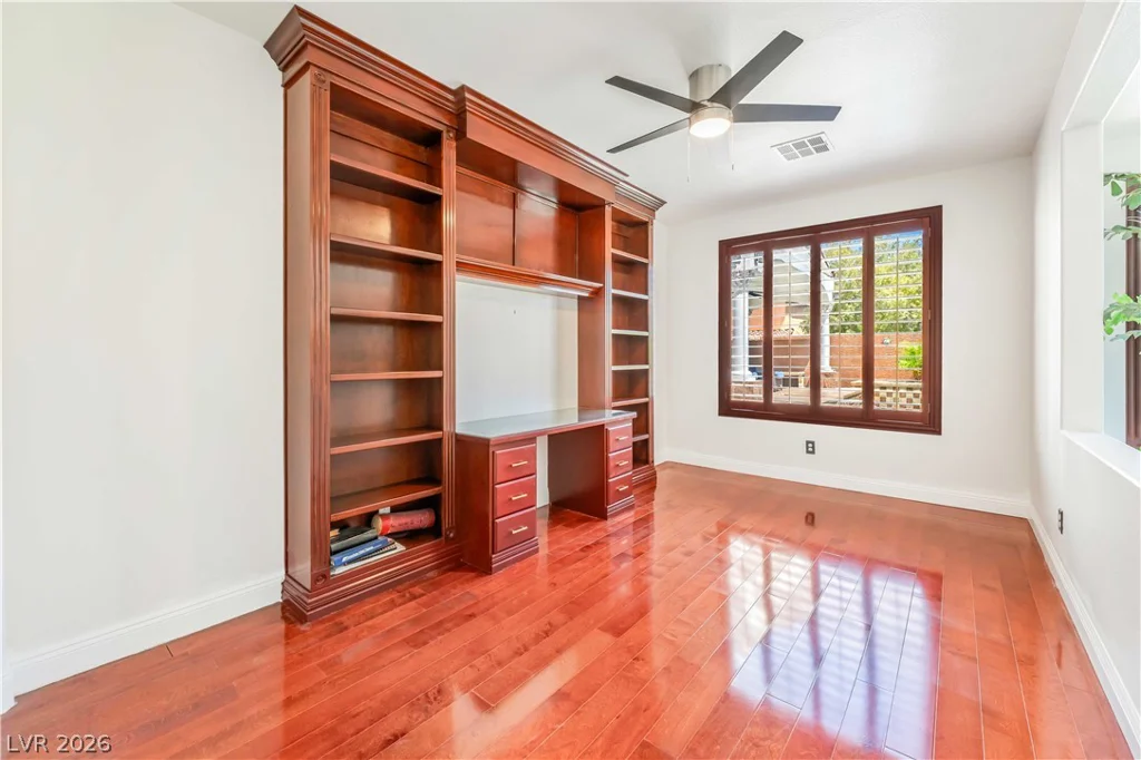 7526 Gossamer Wind, Las Vegas, NV 89139