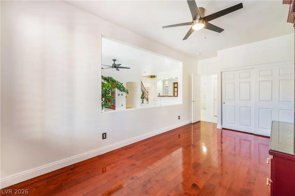 7526 Gossamer Wind, Las Vegas, NV 89139