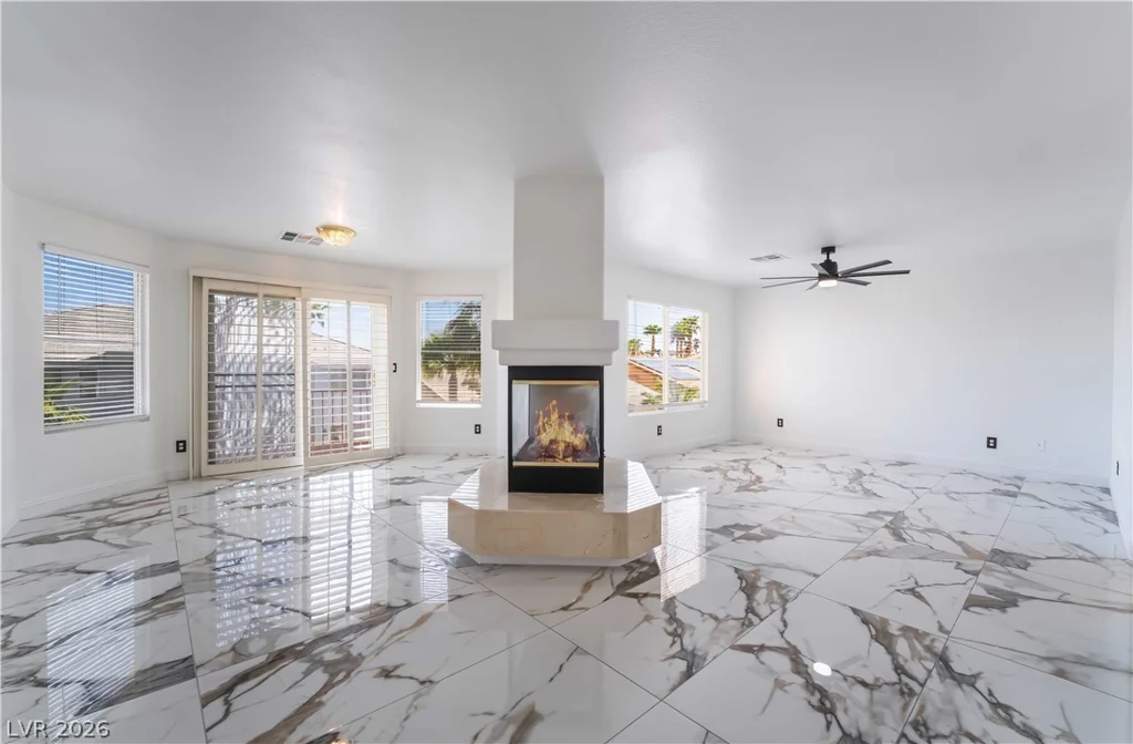 7526 Gossamer Wind, Las Vegas, NV 89139