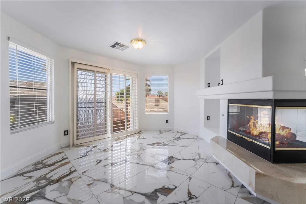 7526 Gossamer Wind, Las Vegas, NV 89139