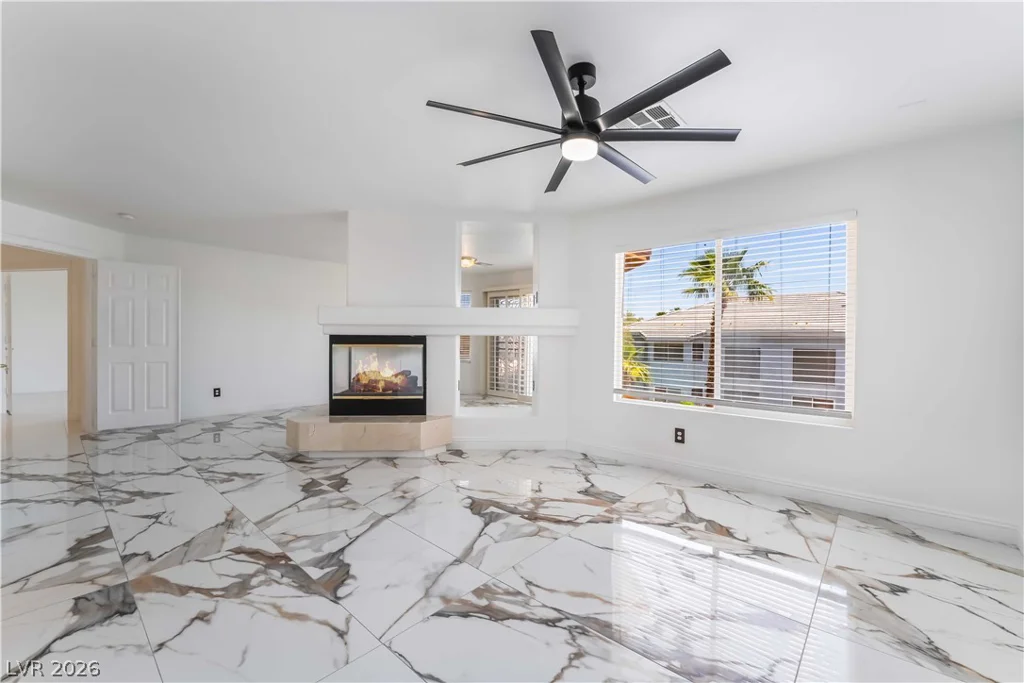 7526 Gossamer Wind, Las Vegas, NV 89139
