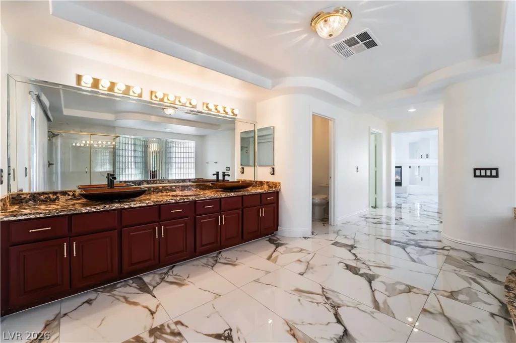 7526 Gossamer Wind, Las Vegas, NV 89139
