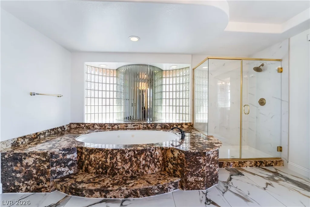 7526 Gossamer Wind, Las Vegas, NV 89139