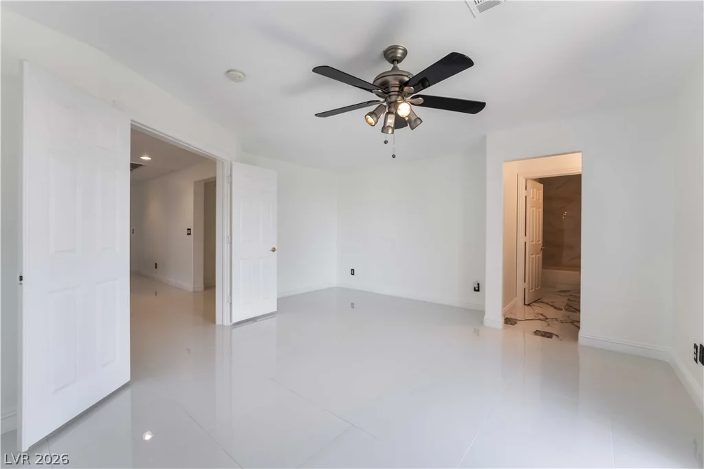 7526 Gossamer Wind, Las Vegas, NV 89139