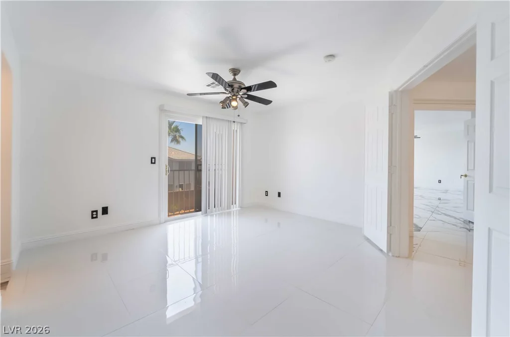 7526 Gossamer Wind, Las Vegas, NV 89139